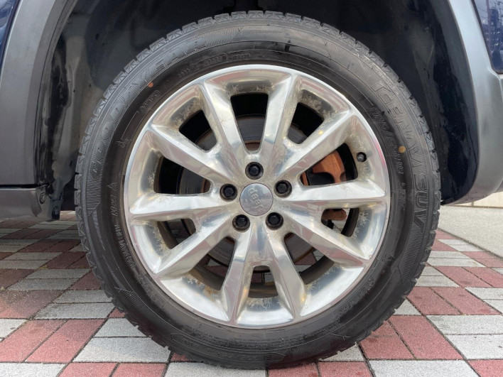 2015 Chrysler Jeep Cherokee ABA-KL32 (UW-6a223d7acf88d)[25]