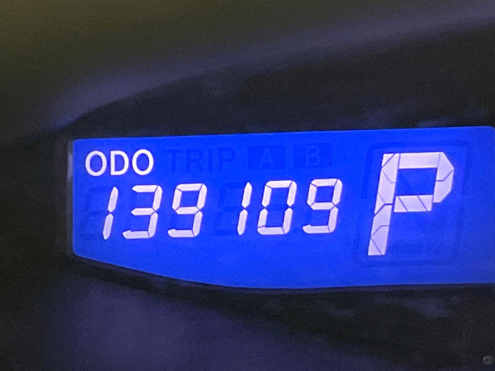 2013 Toyota Estima DBA-ACR50W (UW-6a223d9a39a91)[2]