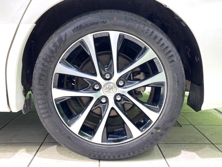 2013 Toyota Estima DBA-ACR50W (UW-6a223d9a39a91)[25]