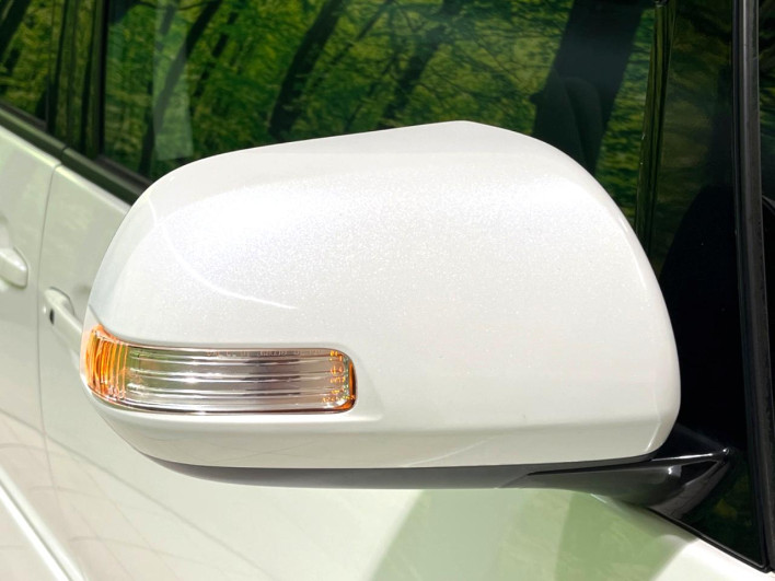 2013 Toyota Estima DBA-ACR50W (UW-6a223d9a39a91)[18]