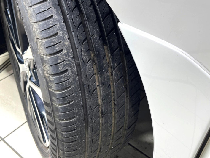 2013 Toyota Estima DBA-ACR50W (UW-6a223d9a39a91)[24]