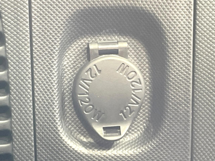 2014 Toyota Estima DBA-ACR50W (UW-6a223d9a75f24)[27]