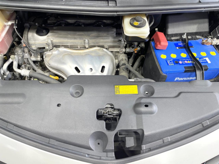 2014 Toyota Estima DBA-ACR50W (UW-6a223d9a75f24)[4]
