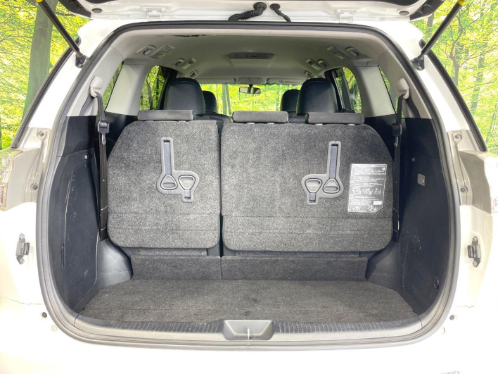 2014 Toyota Estima DBA-ACR50W (UW-6a223d9a79e0b)[24]