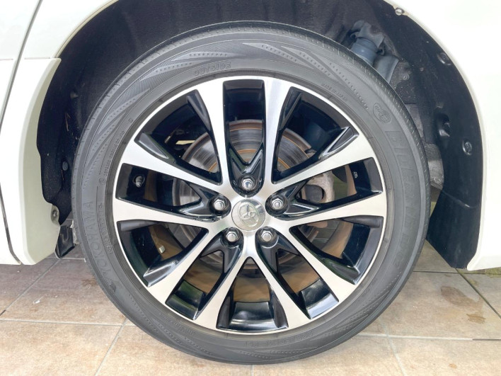 2014 Toyota Estima DBA-ACR50W (UW-6a223d9a79e0b)[8]
