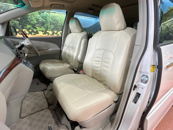 2010 Toyota Estima DBA-ACR50W (UW-6a223d9bad24d)[25]