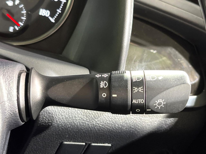2016 Toyota Vellfire DBA-AGH30W (UW-6a223d9d43f5e)[11]