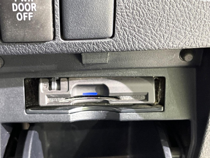 2016 Toyota Vellfire DBA-AGH30W (UW-6a223d9d43f5e)[23]