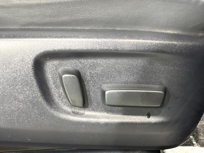 2016 Toyota Vellfire DBA-AGH30W (UW-6a223d9d43f5e)[26]