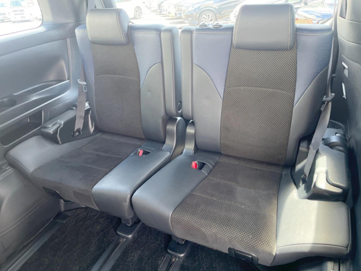 2017 Toyota Vellfire DBA-AGH30W (UW-6a223d9ecf7de)[27]