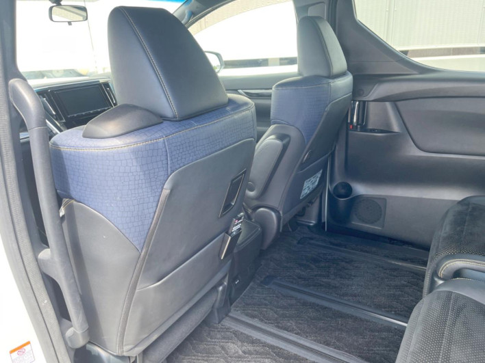 2017 Toyota Vellfire DBA-AGH30W (UW-6a223d9ecf7de)[25]