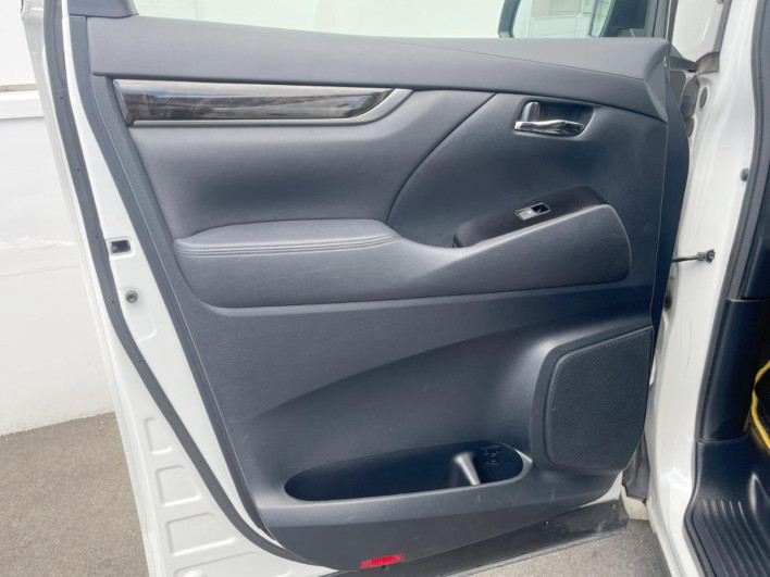 2017 Toyota Vellfire DBA-AGH30W (UW-6a223d9ecf7de)[20]