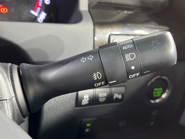 2013 Toyota Alphard DBA-ANH20W (UW-6a223dacc378d)[25]