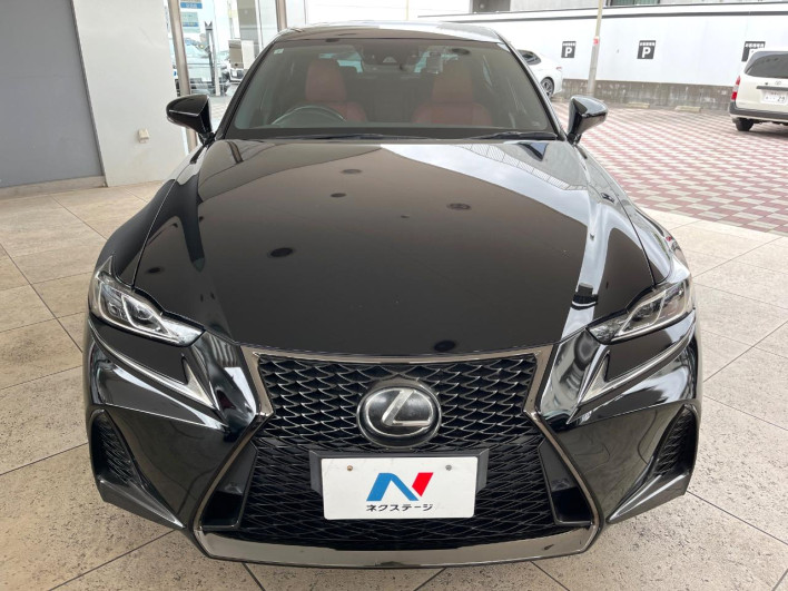 2017 Lexus IS DBA-ASE30 (UW-6a223dae68a04)[19]