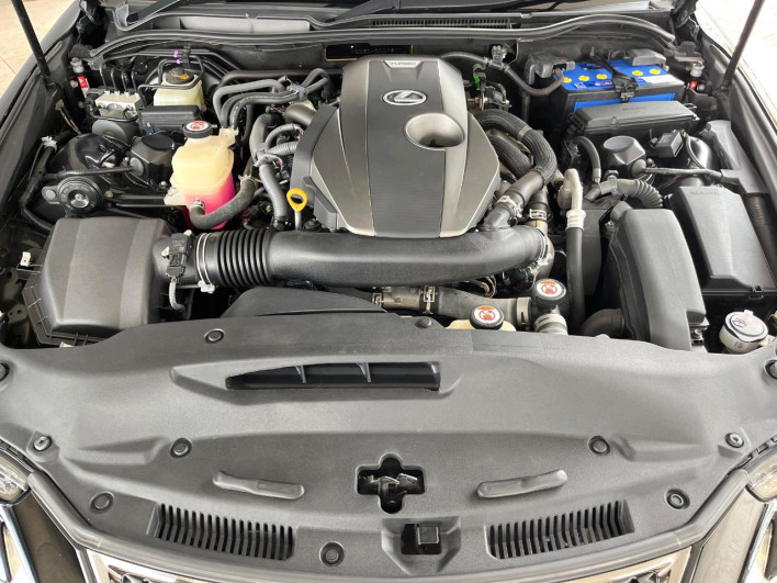 2017 Lexus IS DBA-ASE30 (UW-6a223dae68a04)[5]