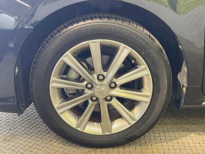 2014 Toyota Camry DAA-AVV50 (UW-6a223db160ce3)[11]
