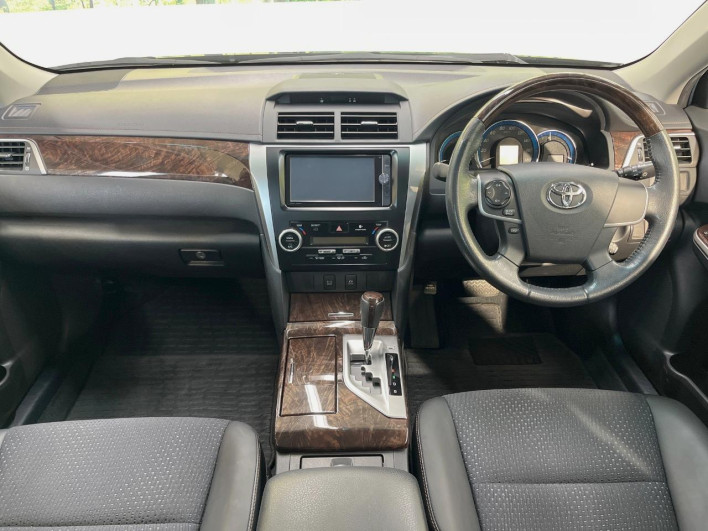 2014 Toyota Camry DAA-AVV50 (UW-6a223db160ce3)[22]