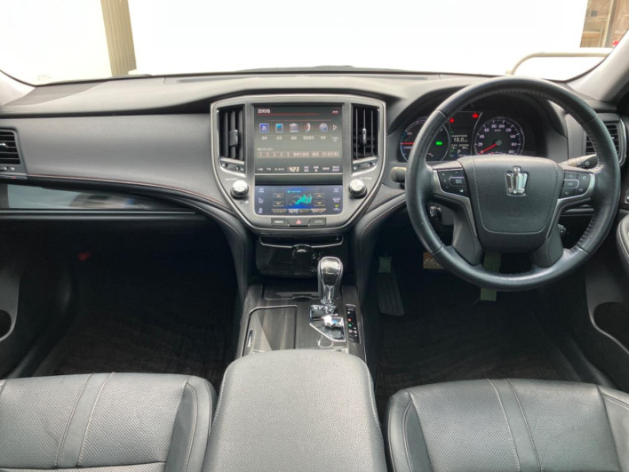 2014 Toyota Crown Hybrid DAA-AWS210 (UW-6a223db203dd3)[23]