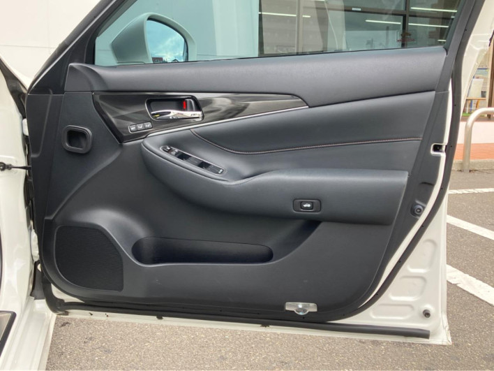 2014 Toyota Crown Hybrid DAA-AWS210 (UW-6a223db203dd3)[18]