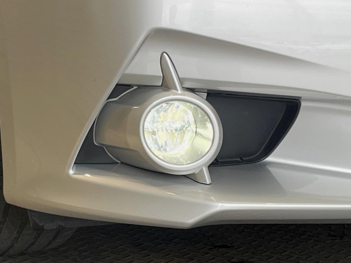 2013 Toyota Crown Hybrid DAA-AWS210 (UW-6a223db268392)[12]