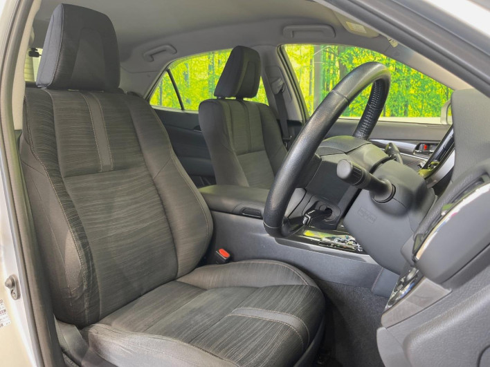 2013 Toyota Crown Hybrid DAA-AWS210 (UW-6a223db268392)[27]
