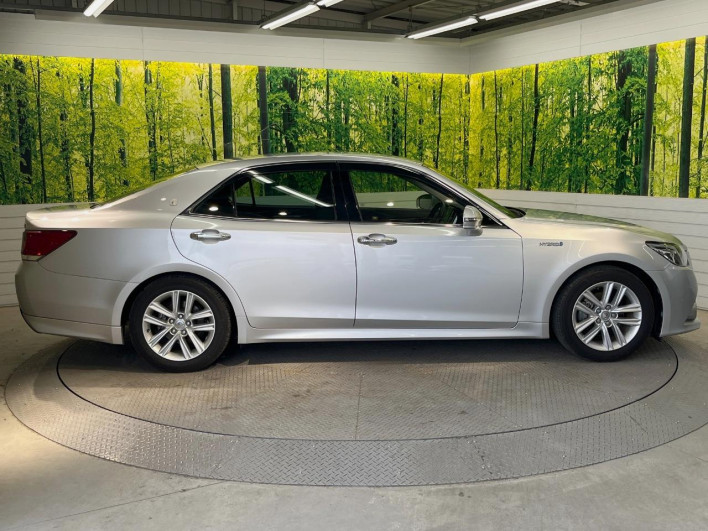 2013 Toyota Crown Hybrid DAA-AWS210 (UW-6a223db268392)[23]
