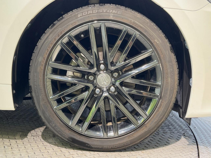 2014 Toyota Crown Hybrid DAA-AWS210 (UW-6a223db3b89a6)[6]