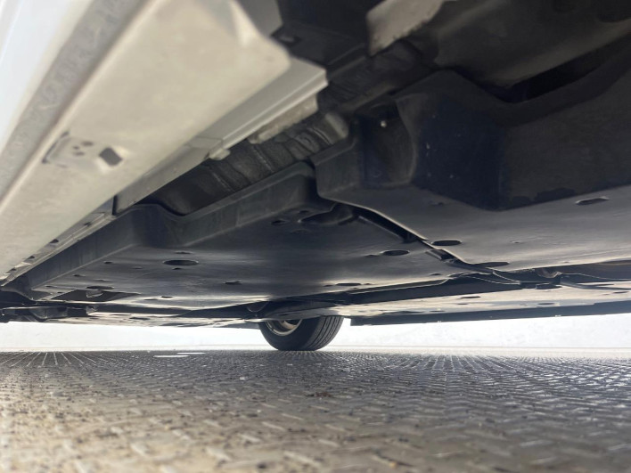 2017 Toyota Camry DAA-AXVH70 (UW-6a223dbcdcc84)[29]