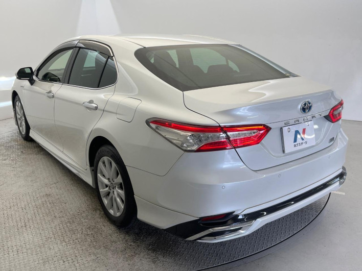 2017 Toyota Camry DAA-AXVH70 (UW-6a223dbcdcc84)[28]