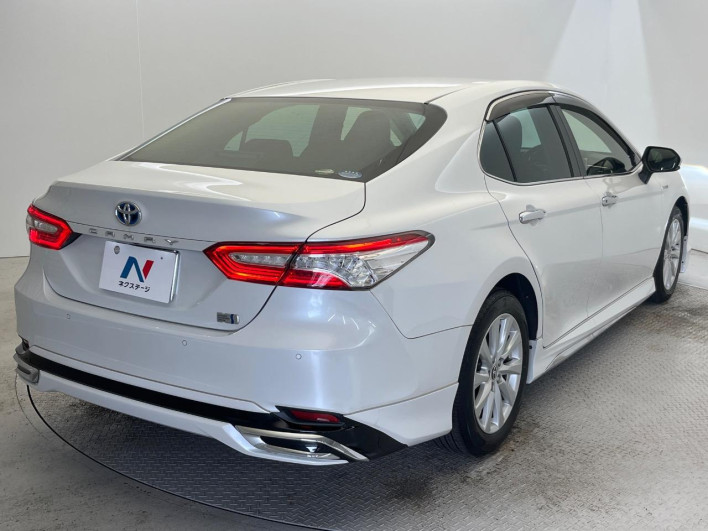 2017 Toyota Camry DAA-AXVH70 (UW-6a223dbcdcc84)[16]