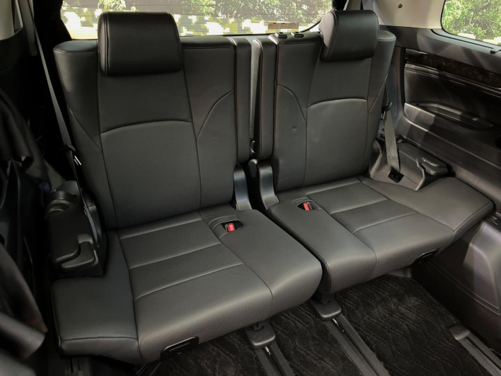 2016 Toyota Alphard Hybrid DAA-AYH30W (UW-6a223dbe5871c)[29]