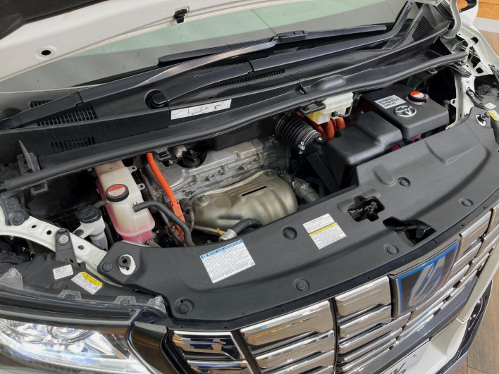 2016 Toyota Alphard Hybrid DAA-AYH30W (UW-6a223dbe5871c)[17]