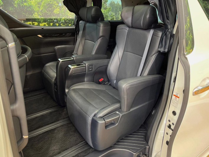 2016 Toyota Alphard Hybrid DAA-AYH30W (UW-6a223dbe5871c)[27]