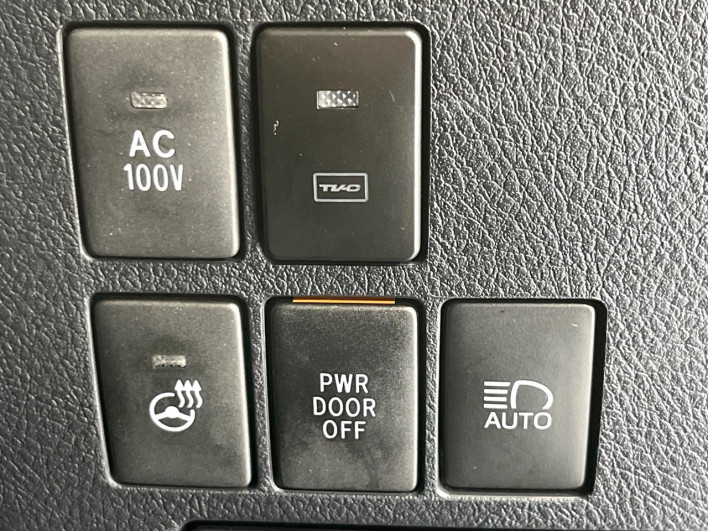 2022 Toyota Alphard Hybrid 6AA-AYH30W (UW-6a223dc0e0723)[17]