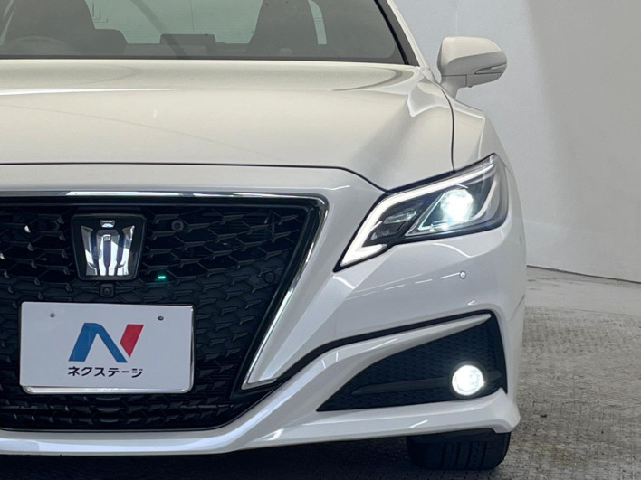 2019 Toyota Crown Hybrid 6AA-AZSH20 (UW-6a223dc292151)[10]