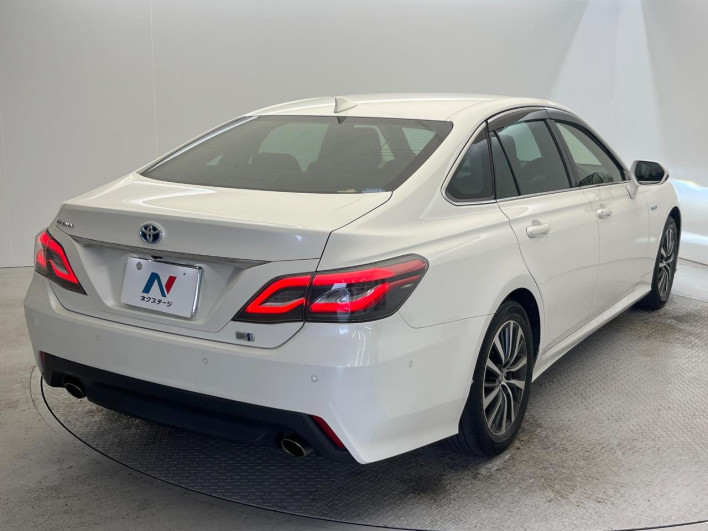 2019 Toyota Crown Hybrid 6AA-AZSH20 (UW-6a223dc292151)[15]