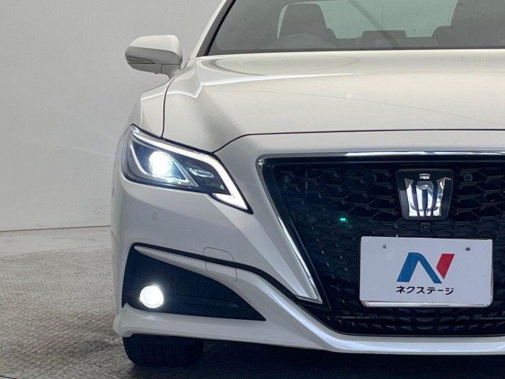 2019 Toyota Crown Hybrid 6AA-AZSH20 (UW-6a223dc292151)[9]