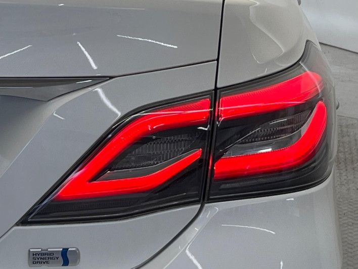 2019 Toyota Crown Hybrid 6AA-AZSH20 (UW-6a223dc292151)[20]