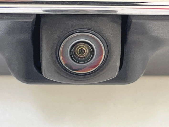2019 Toyota Crown Hybrid 6AA-AZSH20 (UW-6a223dc292151)[22]