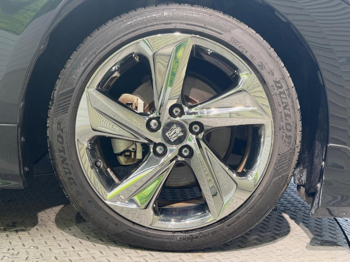 2019 Toyota Crown Hybrid 6AA-AZSH20 (UW-6a223dc34a192)[6]
