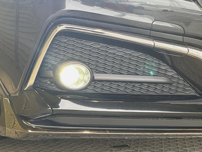 2019 Toyota Crown Hybrid 6AA-AZSH20 (UW-6a223dc34a192)[12]