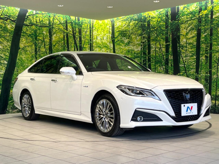 2019 Toyota Crown Hybrid 6AA-AZSH20 (UW-6a223dc378ce2)[18]