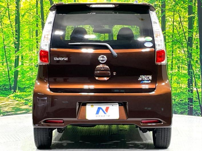 2015 Nissan Days DBA-B21W (UW-6a223dd3329de)[8]