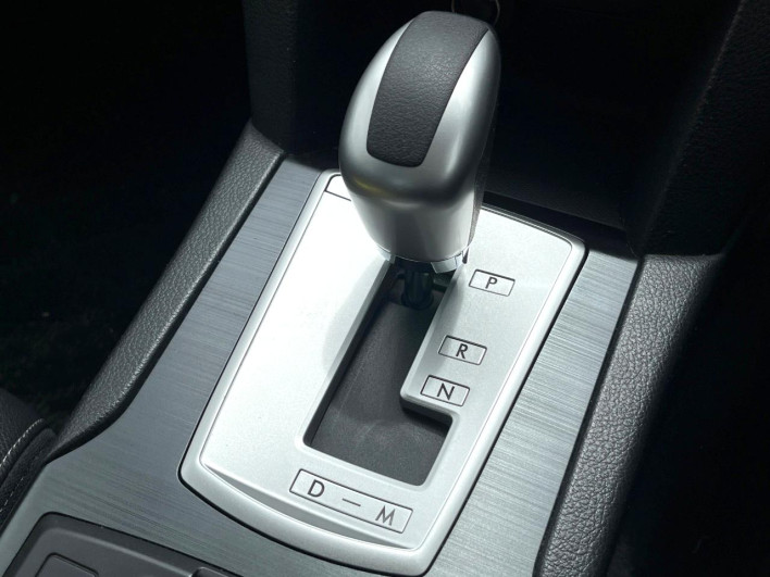 2014 Subaru Legacy B4 DBA-BMM (UW-6a223de5e3b8b)[28]