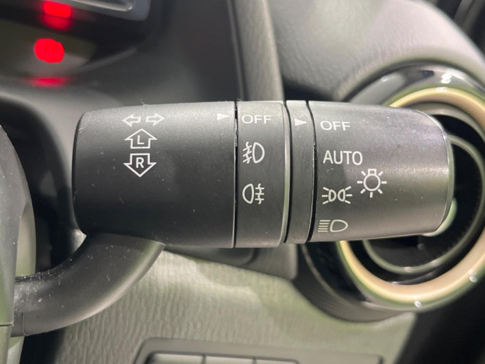 2017 Mazda Demio LDA-DJ5AS (UW-6a223df6e8b4e)[16]