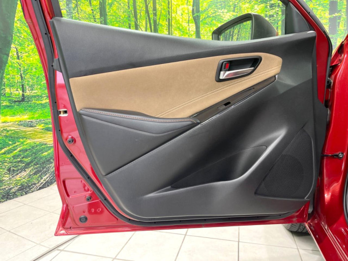 2017 Mazda Demio LDA-DJ5FS (UW-6a223df75e0aa)[8]