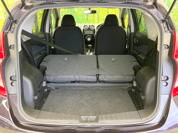 2014 Nissan Note DBA-E12 (UW-6a223dfd3ed03)[27]