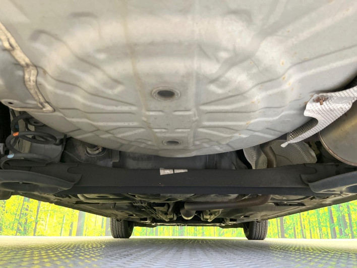 2014 Nissan Note DBA-E12 (UW-6a223dfd3ed03)[25]
