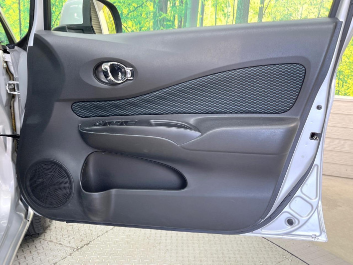 2014 Nissan Note DBA-E12 (UW-6a223dfd40f59)[18]