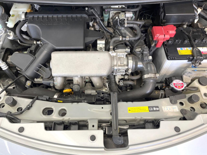 2014 Nissan Note DBA-E12 (UW-6a223dfd40f59)[4]